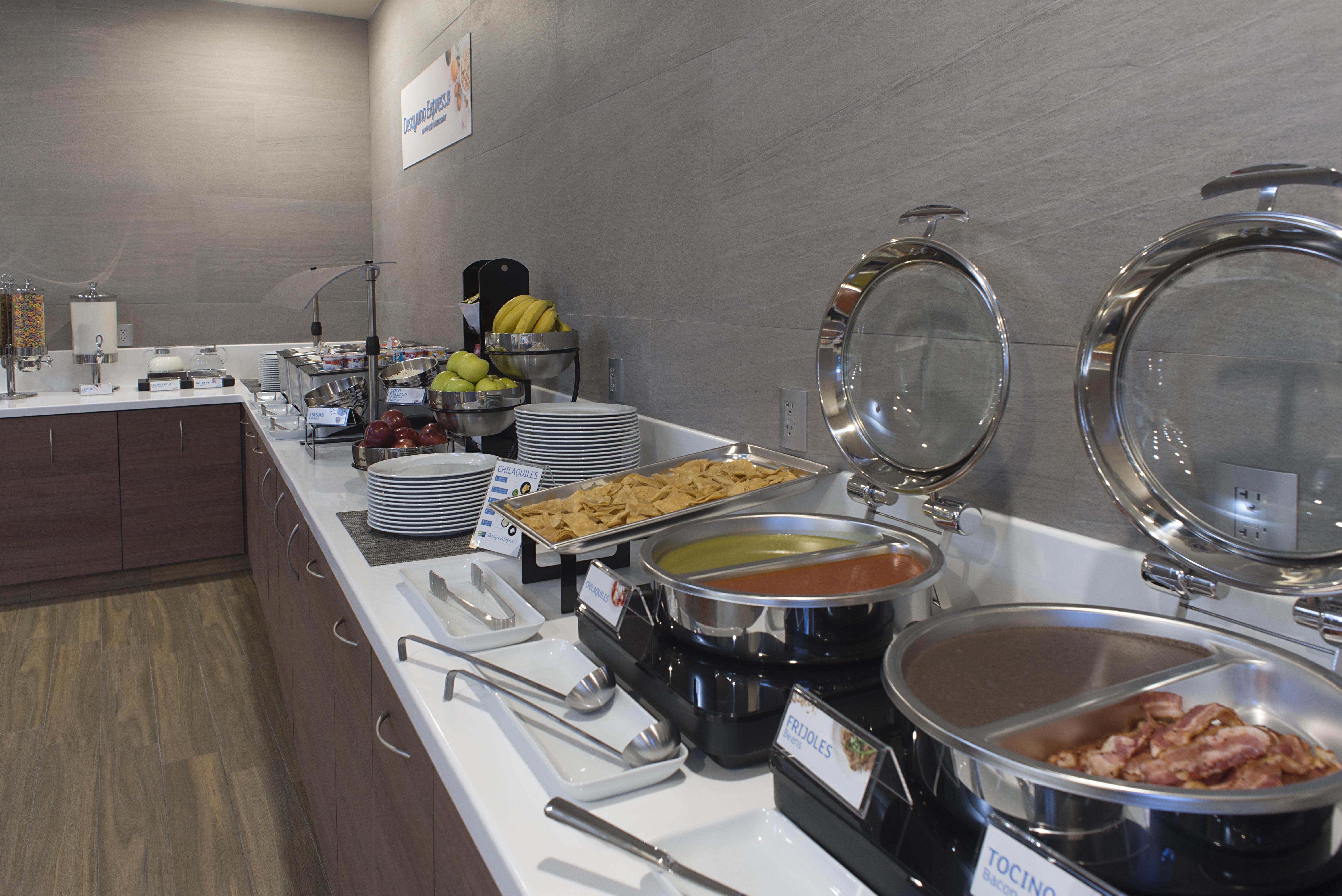 Holiday Inn Express Mexico- Toreo By Ihg Exterior foto