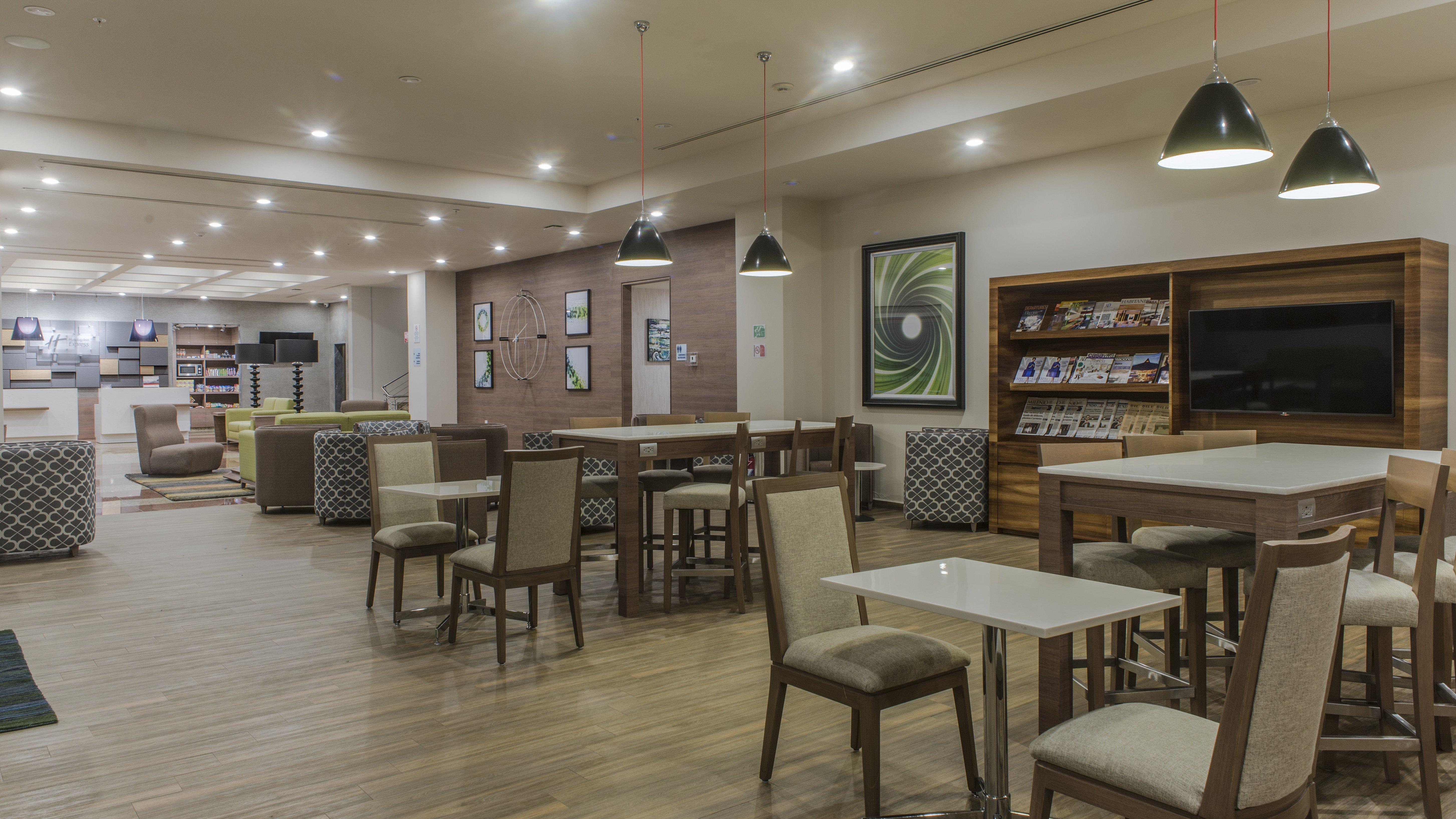 Holiday Inn Express Mexico- Toreo By Ihg Exterior foto