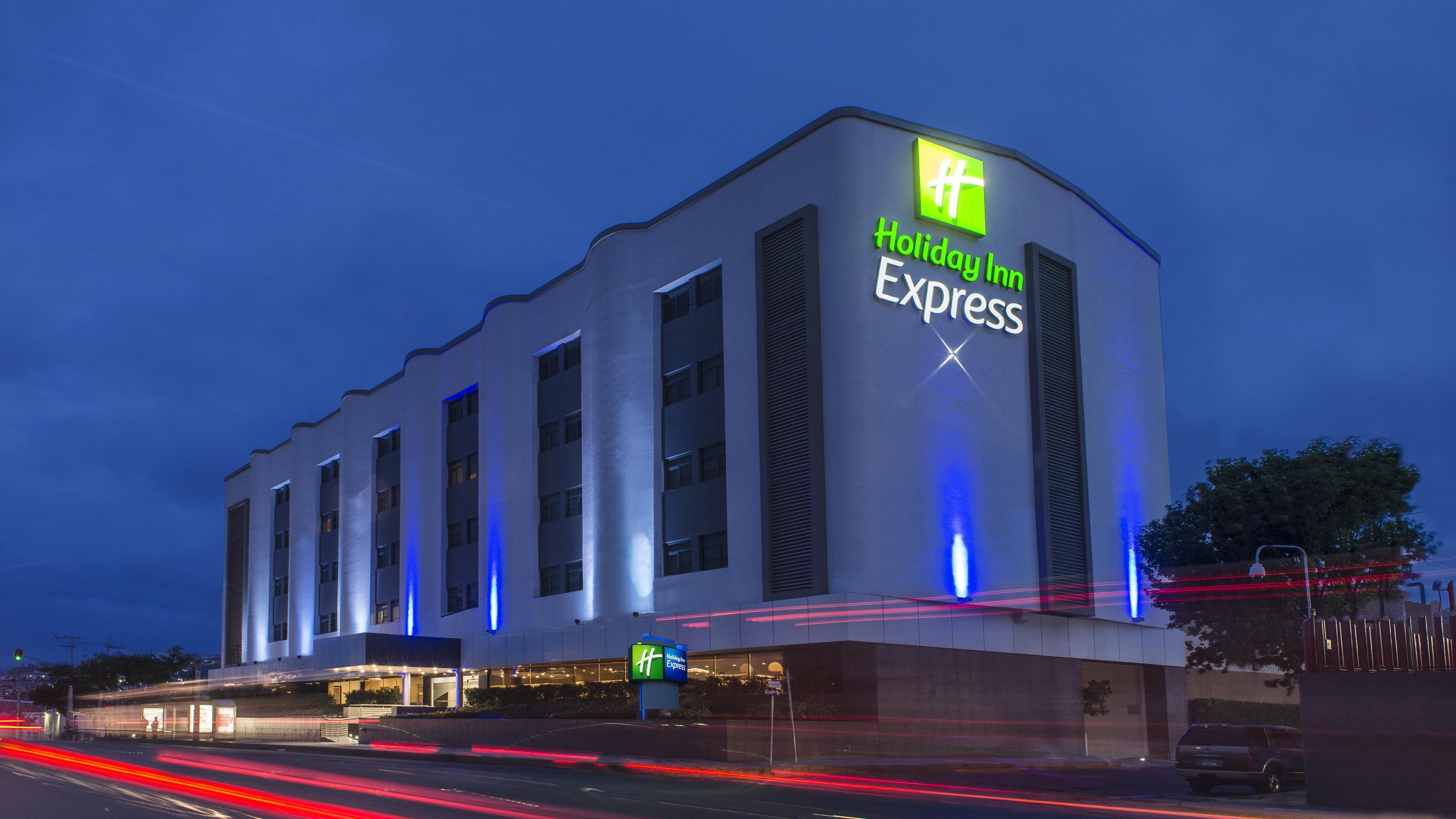 Holiday Inn Express Mexico- Toreo By Ihg Exterior foto